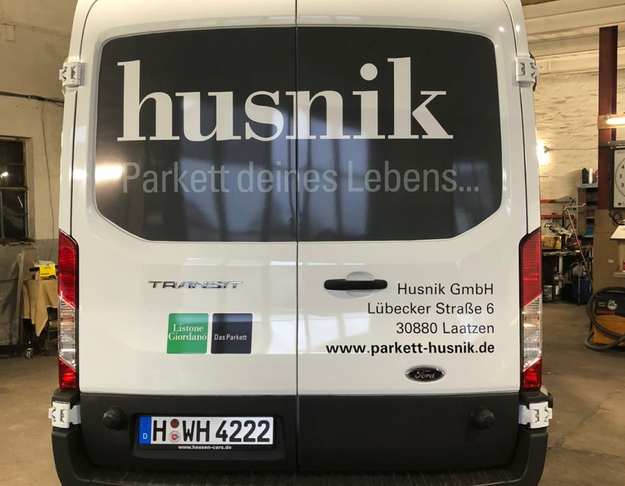 Transporter-Beschriftung Husnik Heckansicht