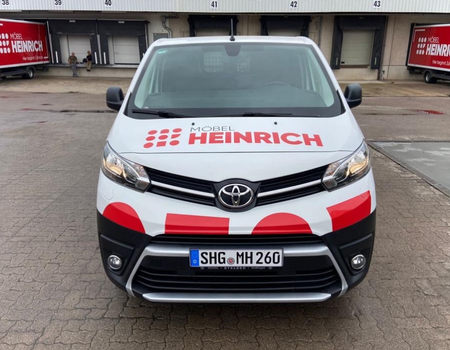 Möbel Heinrich Transporter Digitaldruck Front